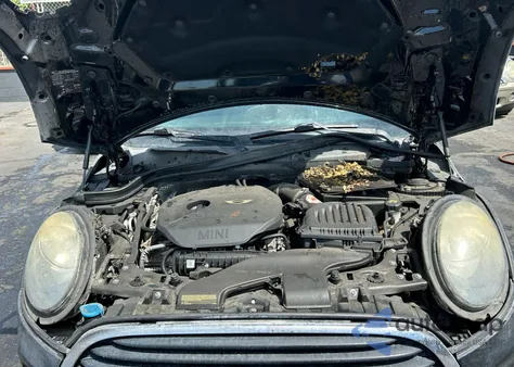 2015 Mini Cooper z USA, uszkodzony, nr VIN WMWXS5C52FT827192